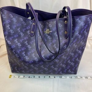 NWT Coach Reversible City Tote in Dark Purple! Carriage Logo